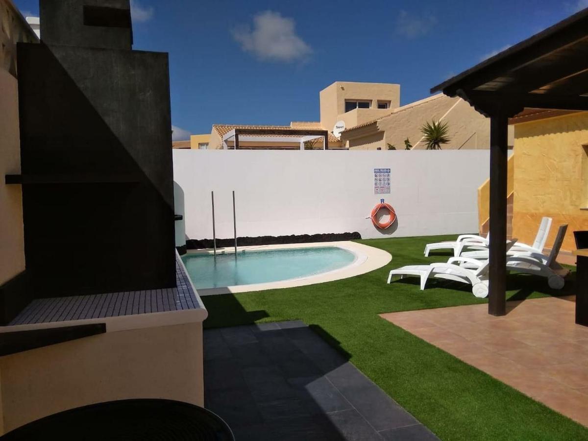 Villa Annalisa คอร์ราเลโฮ ภายนอก รูปภาพ